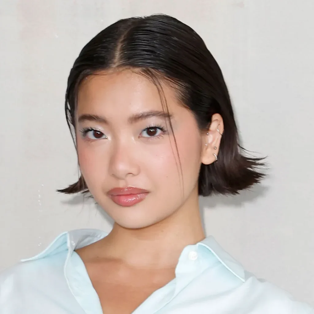 girl with flicked out bob