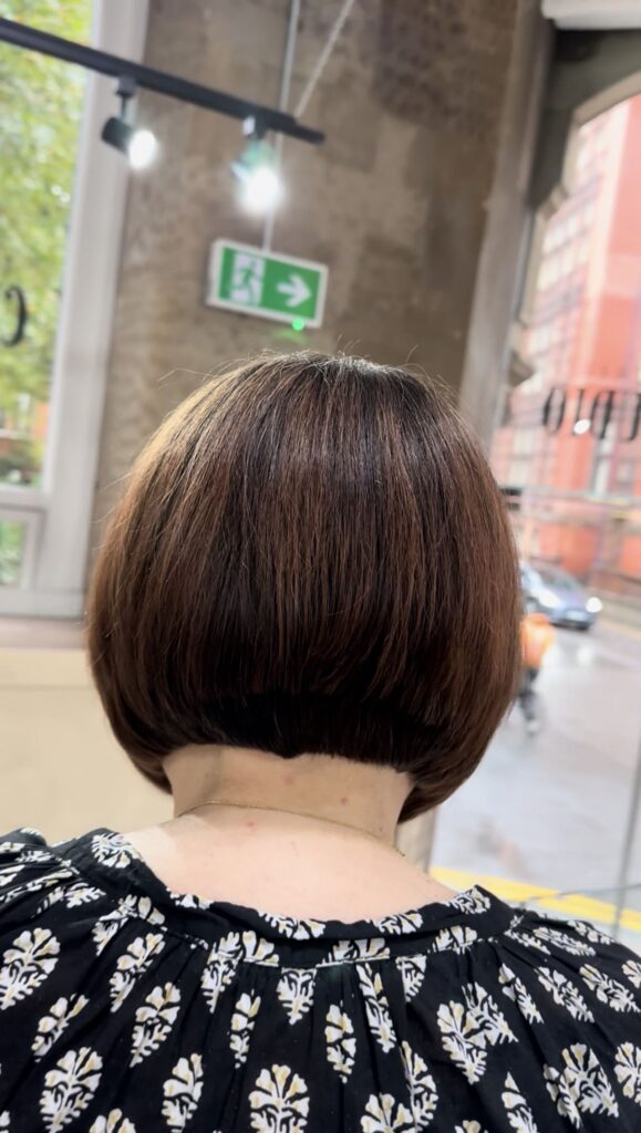 back of ladies hair in a graduated bob